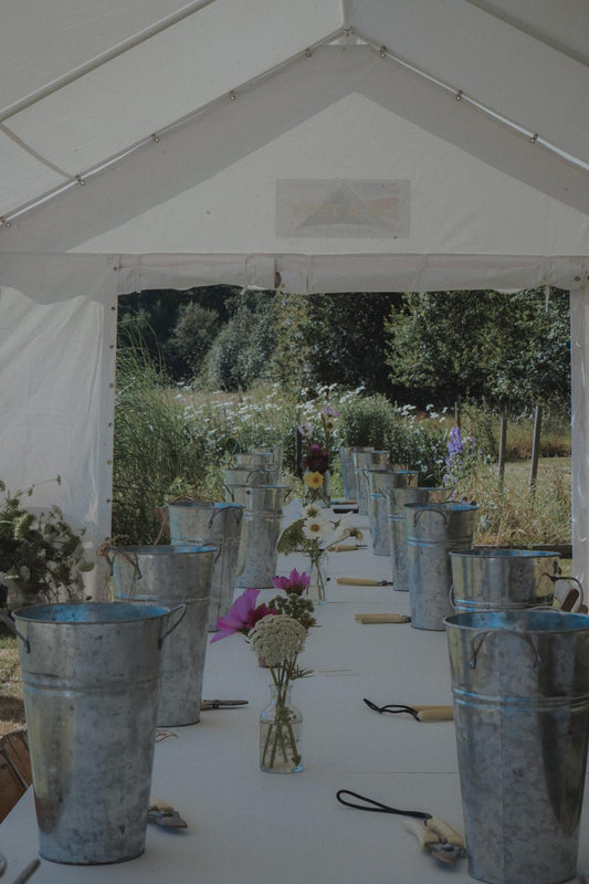 🌸 FLOWER PICKING & BOUQUET WORKSHOP 💐